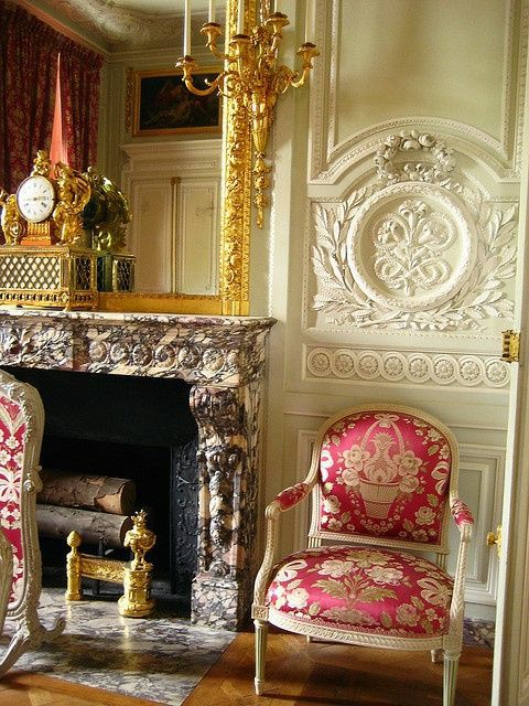 4851a265358aed09c9c61e684d4e33b5