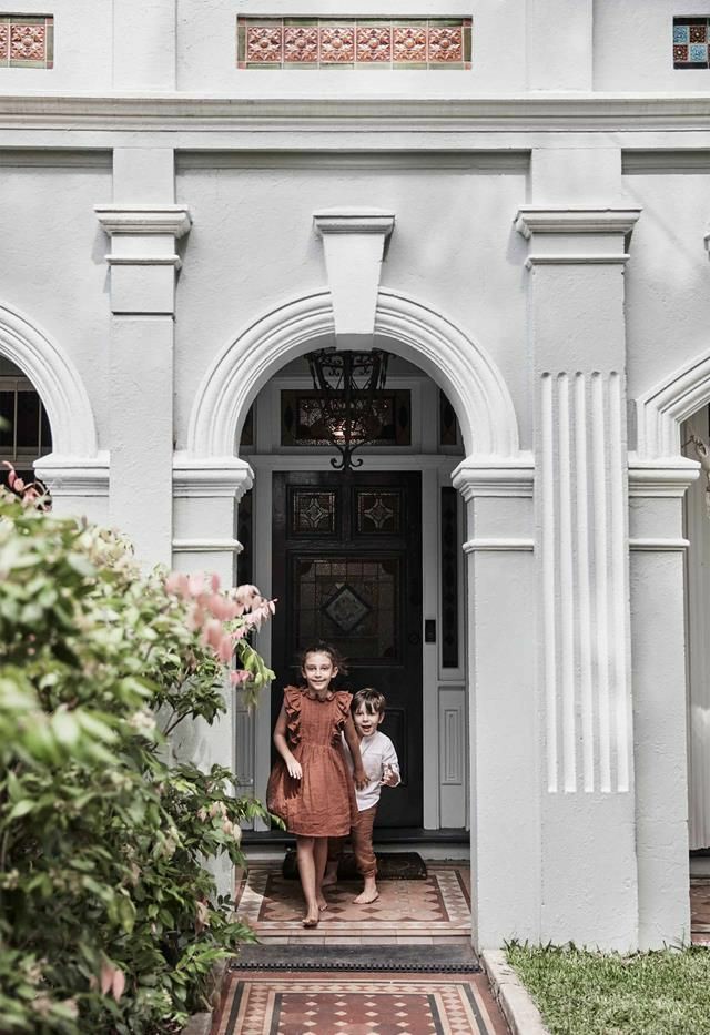 91566384736f291c40de7c07a68eaa77