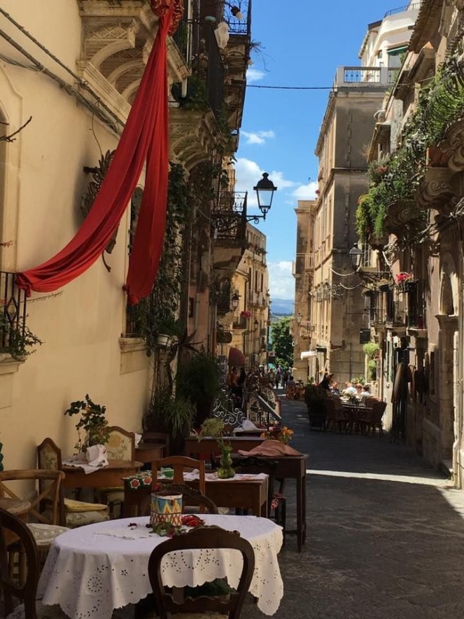 b2b7017b68f7e1a6743a3b3d376f1b24