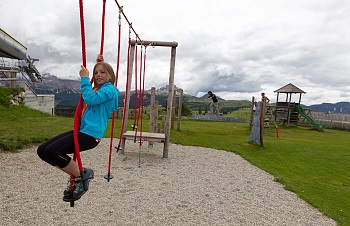 spielplatz-auf-dem-piz-la-villa